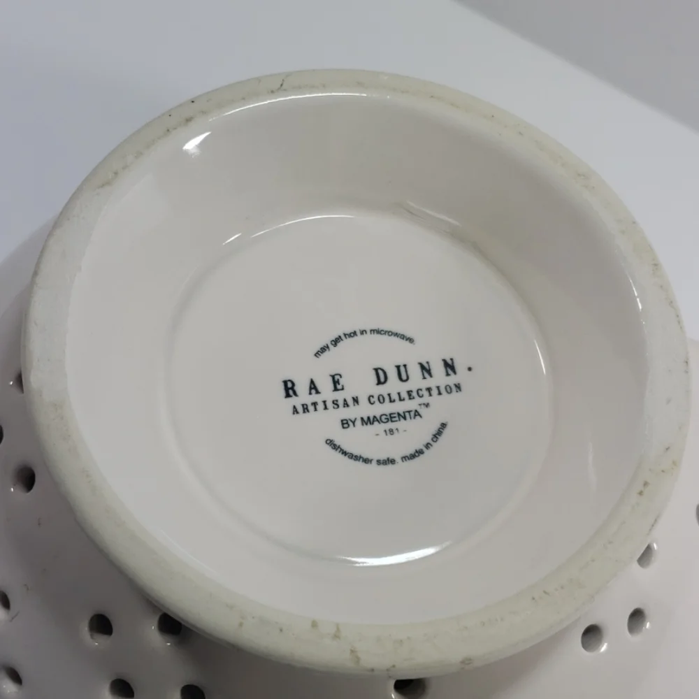 Rae Dunn Organic Strainer approximately 4½ x 8